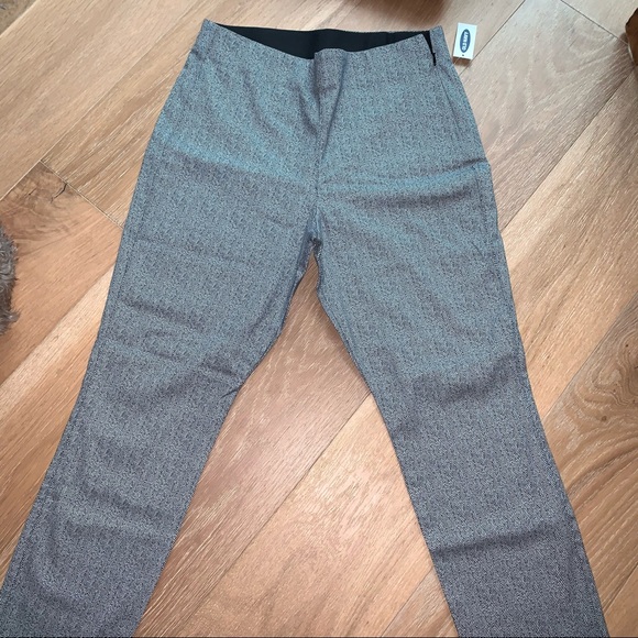 Old Navy Pants - Picture 3 of 4